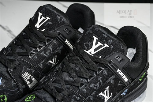 Louis Vuitton 루이비통 LV 트레이너 스니커즈 레플리카 26번 이미지 - 신발 | 세미샵 레플리카 사이트