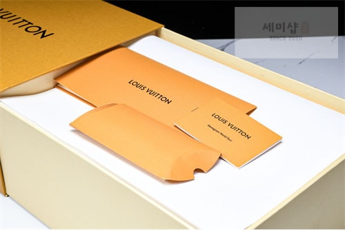 Louis Vuitton 루이비통 LV 트레이너 신발 4번 이미지