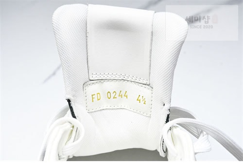 Louis Vuitton 루이비통 LV 트레이너 신발 21번 이미지