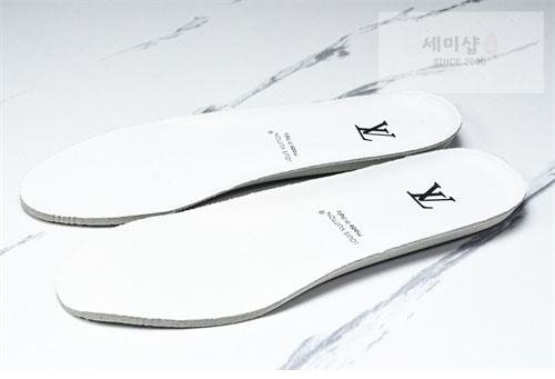 Louis Vuitton 루이비통 LV 트레이너 신발 24번 이미지