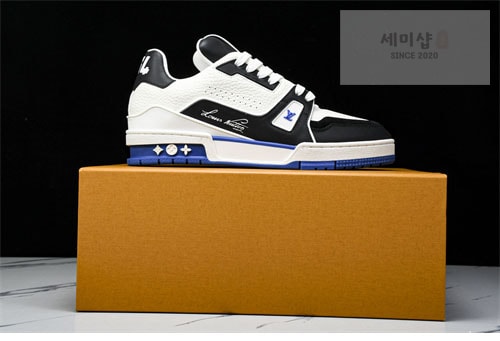 Louis Vuitton 루이비통 LV 트레이너 신발 30번 이미지