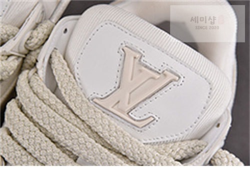 Louis Vuitton 루이비통 lv 트레이너 맥시 스니커즈 블랙 신발 42번 이미지