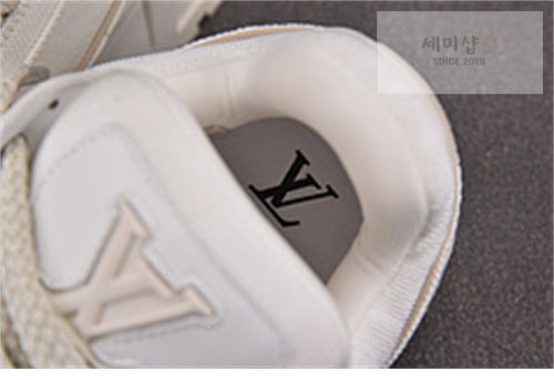 Louis Vuitton 루이비통 lv 트레이너 맥시 스니커즈 블랙 신발 43번 이미지