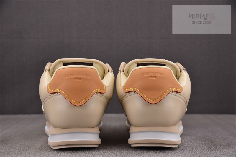 Louis Vuitton 루이비통 x 니고 버터 소프트 스니커즈 베이지 신발 3번 이미지