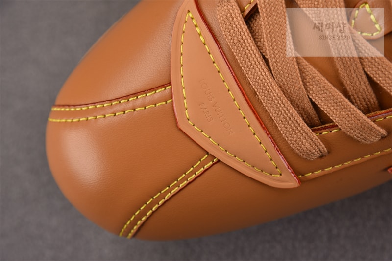 Louis Vuitton 루이비통 x 니고 LV 버터소프트 스니커즈 베이지 신발 5번 이미지
