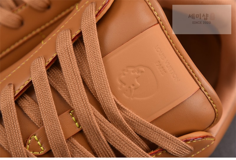 Louis Vuitton 루이비통 x 니고 LV 버터소프트 스니커즈 베이지 신발 7번 이미지