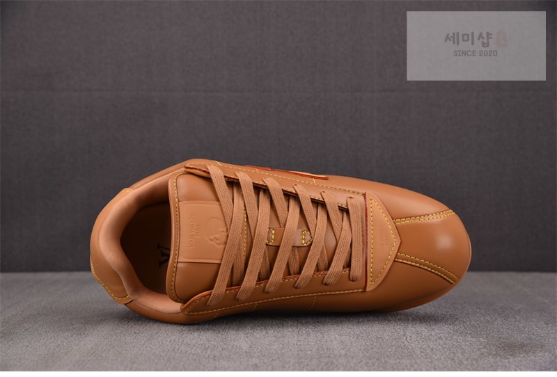 Louis Vuitton 루이비통 x 니고 LV 버터소프트 스니커즈 베이지 신발 12번 이미지