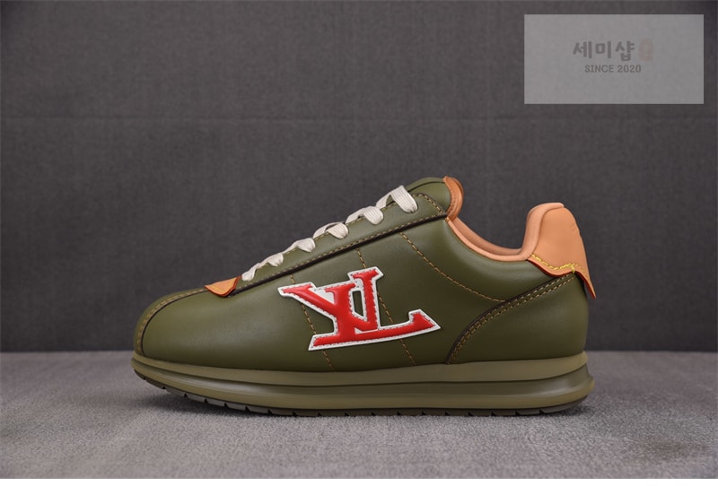 Louis Vuitton 루이비통 x 니고 LV 버터소프트 스니커즈 카키 신발 7번 이미지