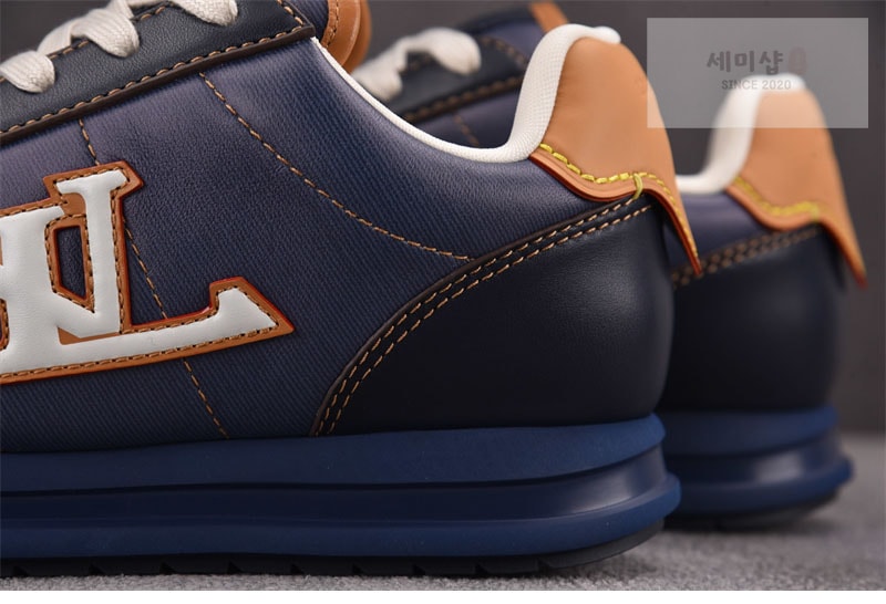 Louis Vuitton 루이비통 x 니고 LV 버터소프트 스니커즈 신발 10번 이미지
