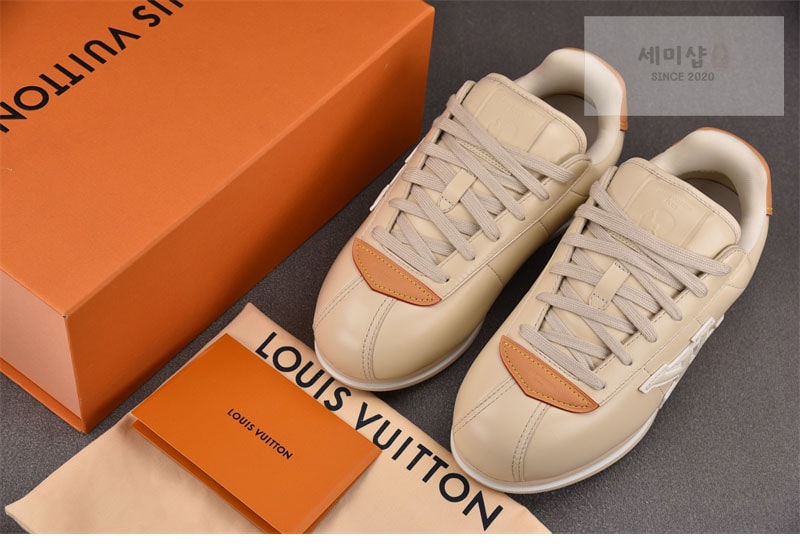 Louis Vuitton 루이비통 x 니고 LV 버터소프트 스니커즈 신발 7번 이미지