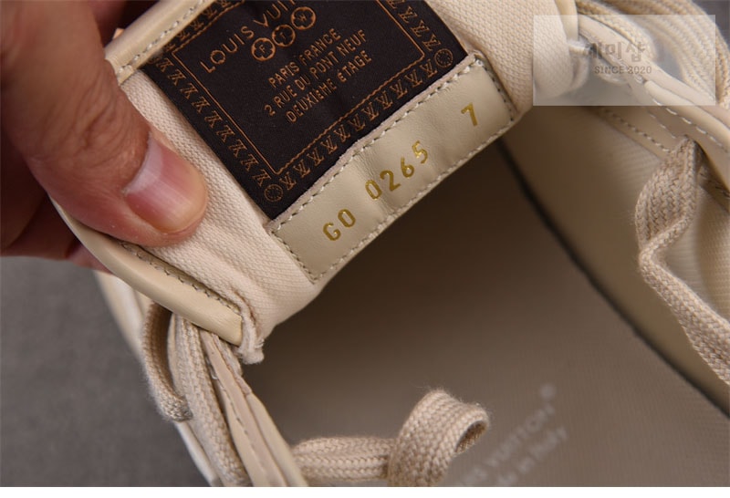 Louis Vuitton 루이비통 x 니고 LV 버터소프트 스니커즈 신발 9번 이미지