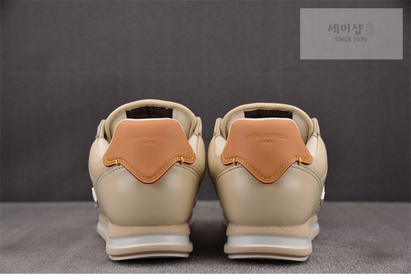 Louis Vuitton 루이비통 x 니고 LV 버터소프트 스니커즈 신발 14번 이미지