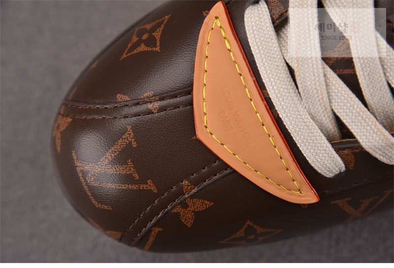 Louis Vuitton 루이비통 x 니고 LV 버터소프트 스니커즈 신발 1번 이미지
