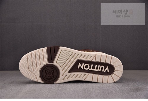 Louis Vuitton 루이비통 x 타일러 크리에이터 LV 트레이너 모카 신발 7번 이미지