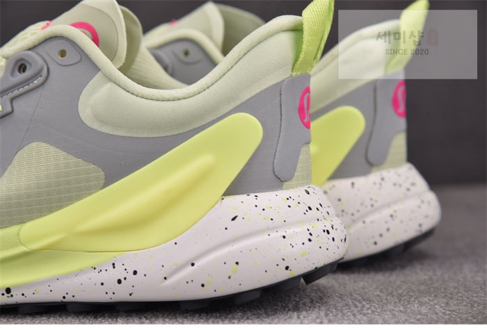 Lululemon 룰루레몬 블리스필 트레일 러닝 슈즈 DEWY/SILVER DROP/FADED ZAP 신발 11번 이미지
