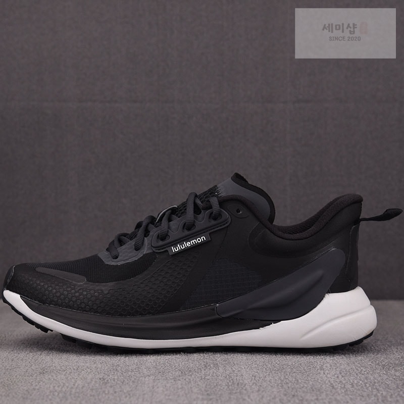 룰루레몬 룰루레몬 블리스필 트레일 러닝 슈즈 GRAPHITE GREY/BLACK/VAPOR 신발 1번 이미지