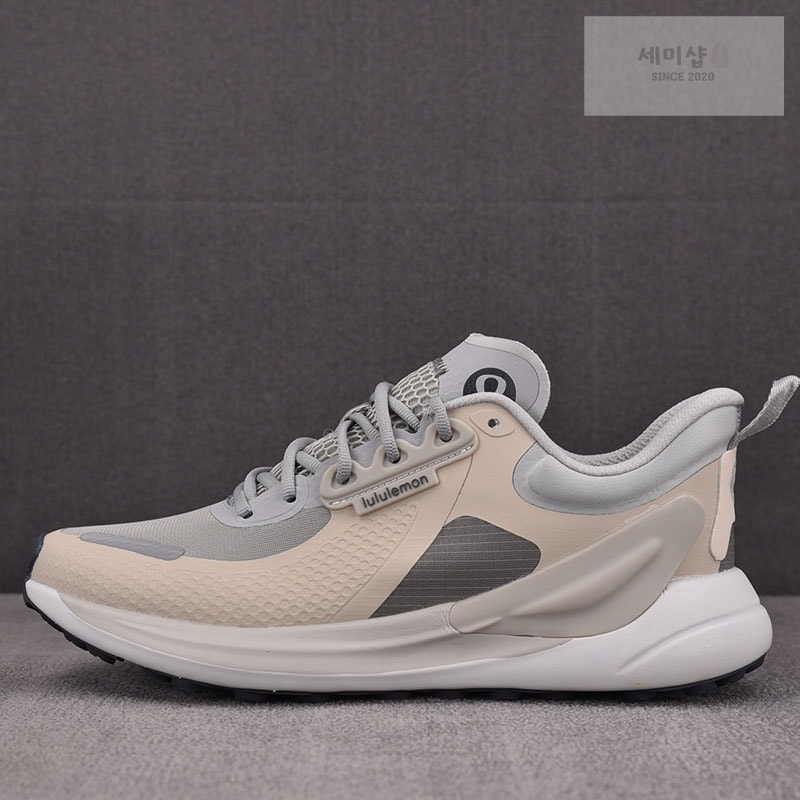 Lululemon 룰루레몬 블리스필 트레일 러닝 슈즈 SILVER DROP/BAKED CLAY/VAPOR 신발 1번 이미지
