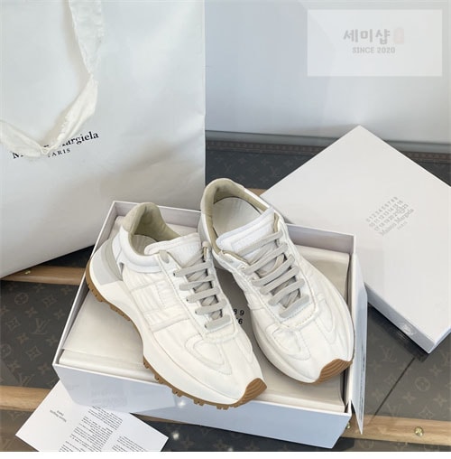 Maison Margiela 메종마르지엘라 스크래치 여성 스니커즈 레플리카 17번 이미지 - 신발 | 세미샵 레플리카 사이트