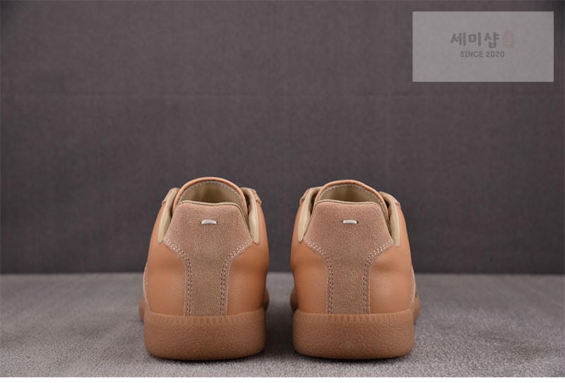 Maison Margiela 메종 마르지엘라 독일군 스니커즈 샤무어 베이지 레플리카 13번 이미지 - 신발 | 세미샵 레플리카 사이트