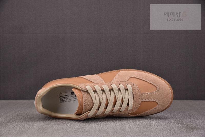 Maison Margiela 메종 마르지엘라 독일군 스니커즈 샤무어 베이지 레플리카 7번 이미지 - 신발 | 세미샵 레플리카 사이트