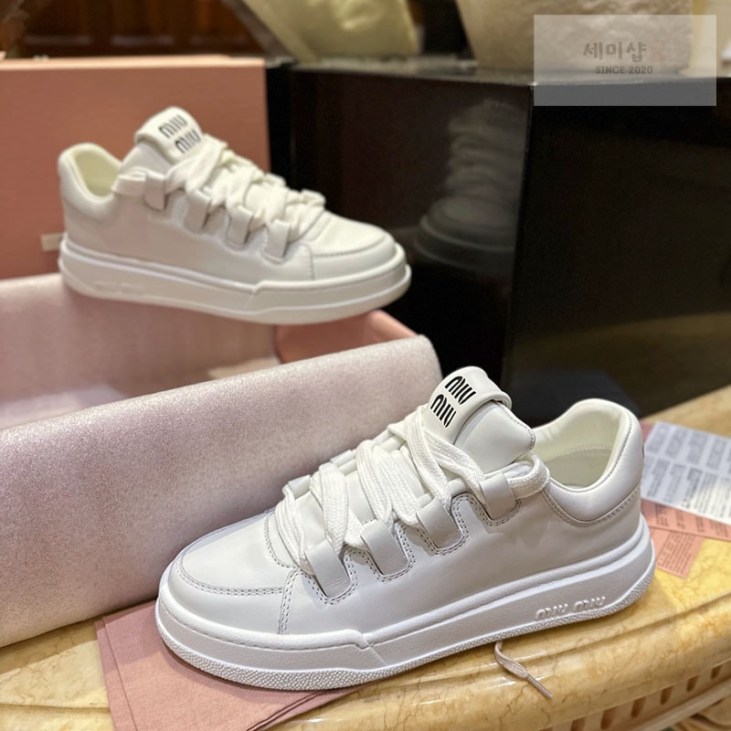 Miu Miu 미우미우 레더 스니커즈 화이트 신발 1번 이미지