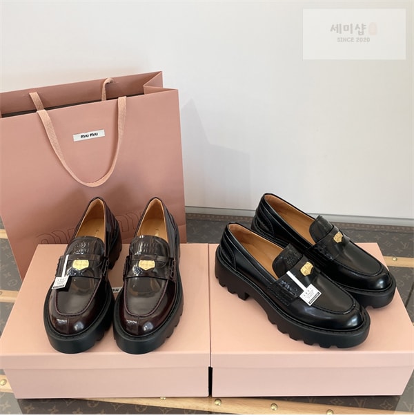 Miu Miu 미우미우 브러쉬드 가죽 페니 로퍼 신발 6번 이미지