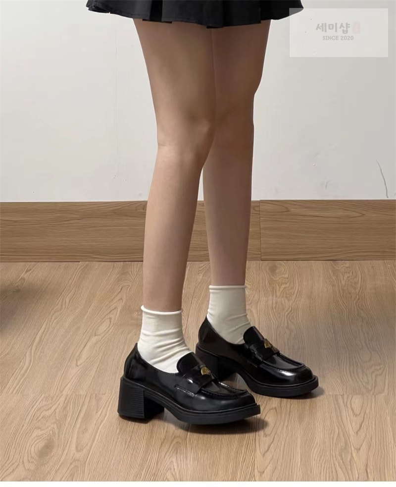 Miu Miu 미우미우 브러쉬드 레더 페니로퍼 신발 1번 이미지
