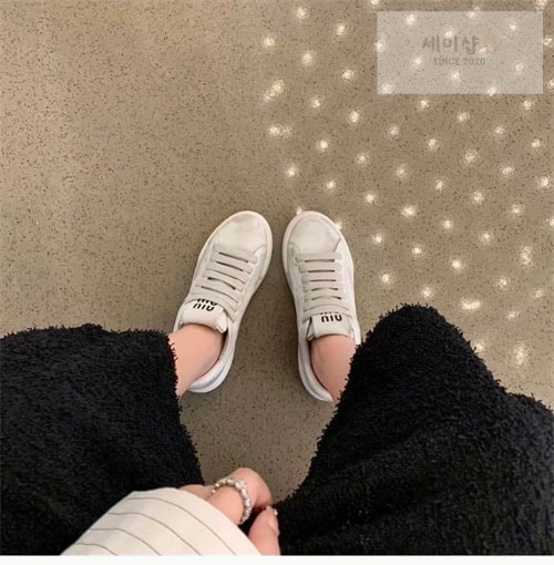 Miu Miu 미우미우 블리치드 스니커즈 신발 2번 이미지