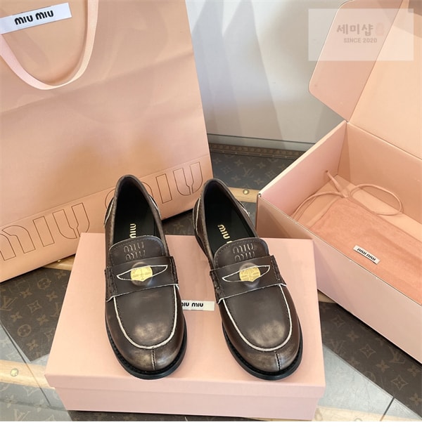 Miu Miu 미우미우 빈티지 이팩트 가죽 페니 로퍼 신발 3번 이미지
