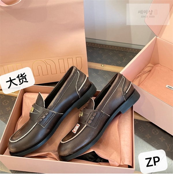 Miu Miu 미우미우 빈티지 이팩트 가죽 페니 로퍼 신발 20번 이미지