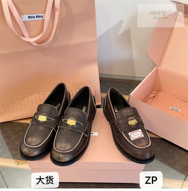 Miu Miu 미우미우 빈티지 이팩트 가죽 페니 로퍼 신발 21번 이미지