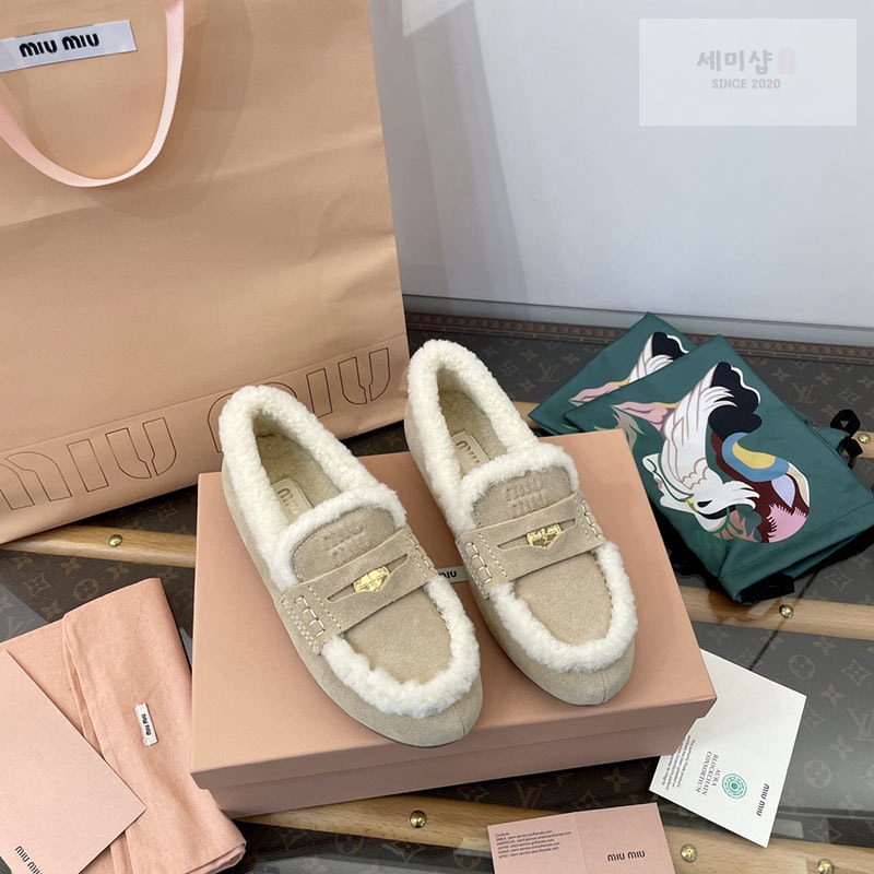 Miu Miu 미우미우 스웨이드 로퍼 신발 1번 이미지