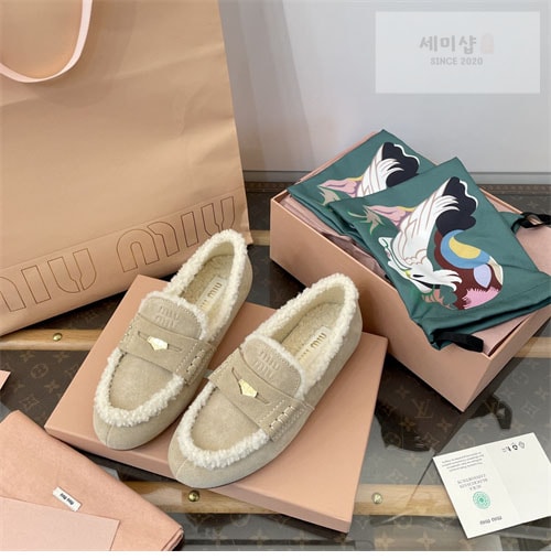 Miu Miu 미우미우 스웨이드 로퍼 신발 6번 이미지