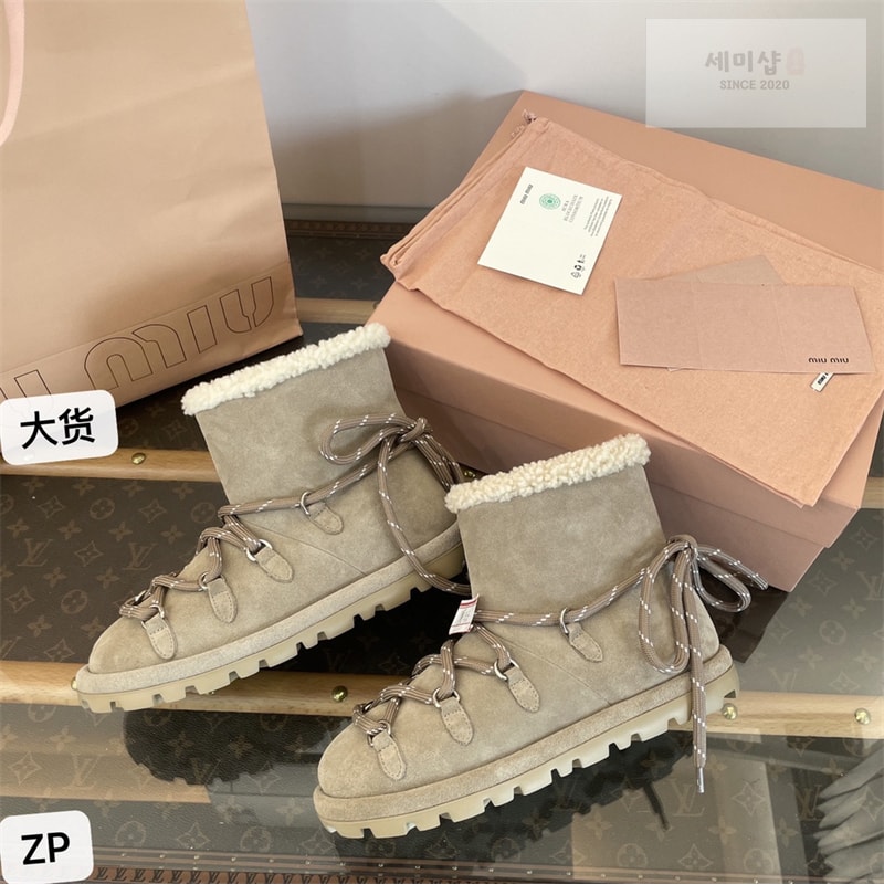 미우미우 미우미우 스웨이드 시어링 부티 데저트 레플리카 18번 이미지 - 신발 | 세미샵 레플리카 사이트