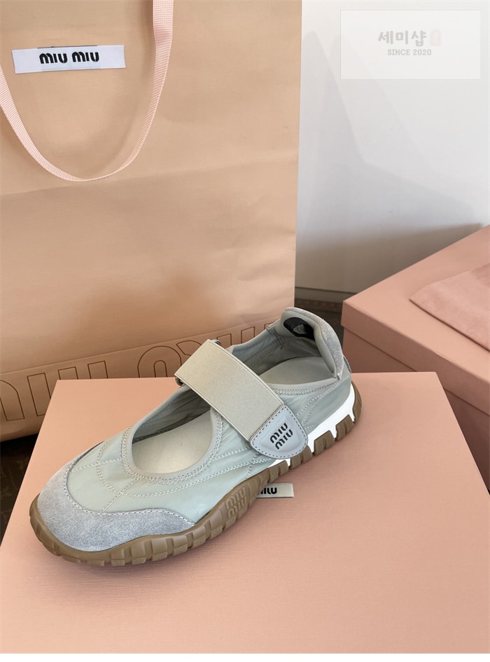 Miu Miu 미우미우 타이어 테크니컬 발레리나 그레이 신발 9번 이미지