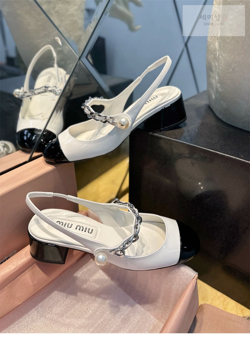 Miu Miu 미우미우 투톤 페이턴트 레더 슬링백 펌프스 신발 8번 이미지
