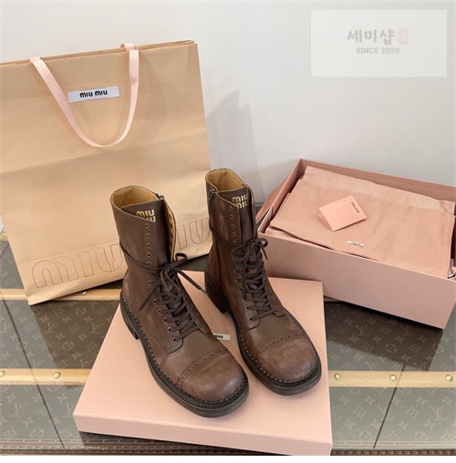 Miu Miu 미우미우 24FW 가죽 레이스 부티 신발 12번 이미지