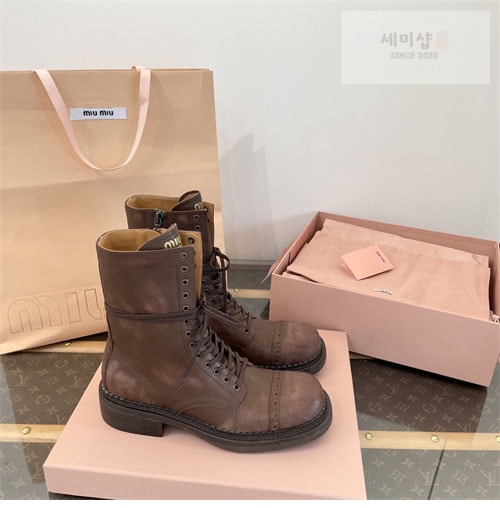 Miu Miu 미우미우 24FW 가죽 레이스 부티 신발 15번 이미지