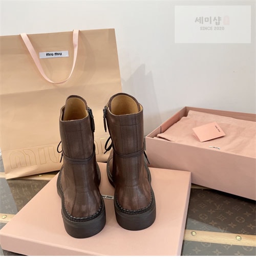 Miu Miu 미우미우 24FW 가죽 레이스 부티 신발 18번 이미지