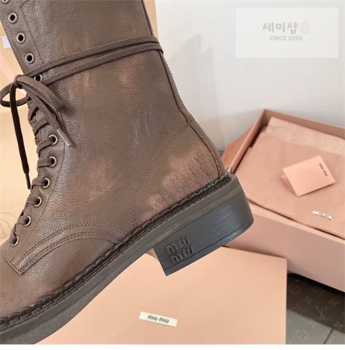 Miu Miu 미우미우 24FW 가죽 레이스 부티 신발 24번 이미지