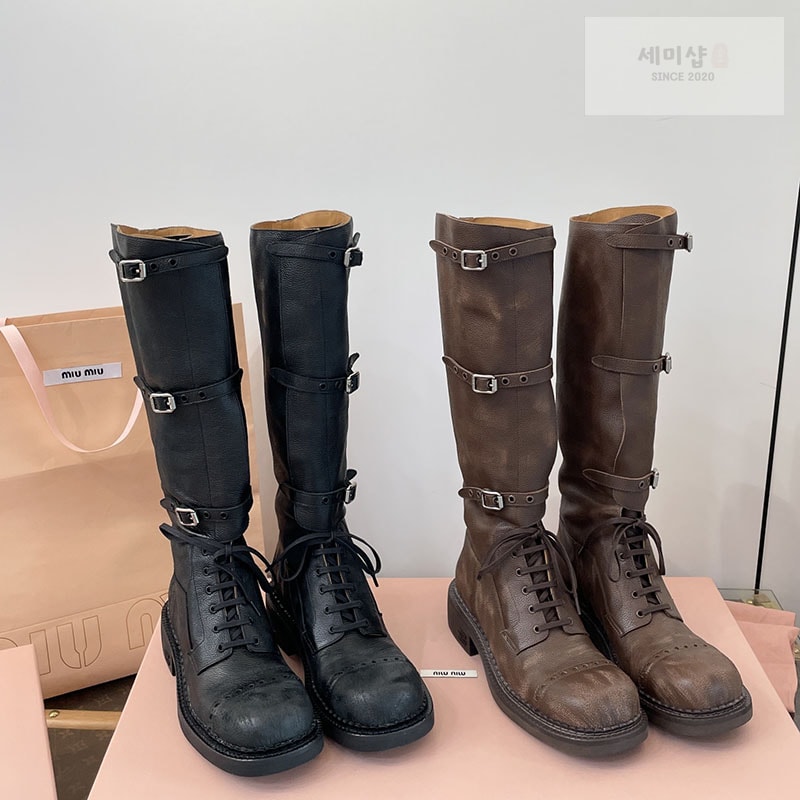 Miu Miu 미우미우 24FW 프린트 로고 슈레이스 가죽 부츠 신발 10번 이미지