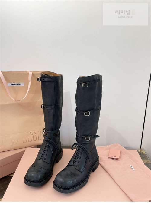 Miu Miu 미우미우 24FW 프린트 로고 슈레이스 가죽 부츠 신발 12번 이미지
