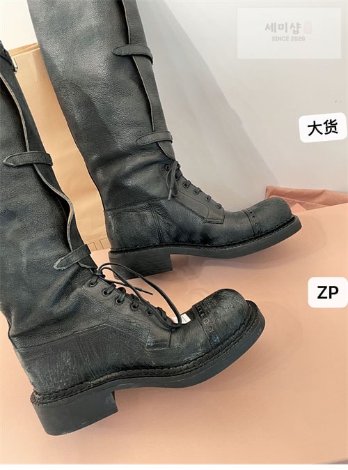 Miu Miu 미우미우 24FW 프린트 로고 슈레이스 가죽 부츠 신발 24번 이미지