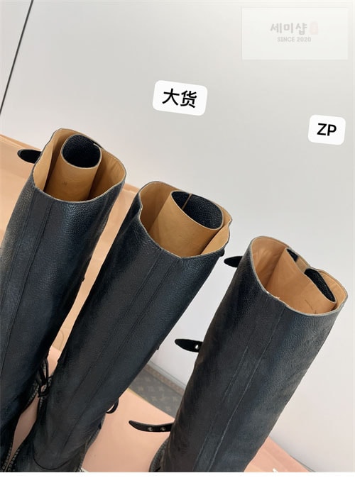 Miu Miu 미우미우 24FW 프린트 로고 슈레이스 가죽 부츠 신발 8번 이미지