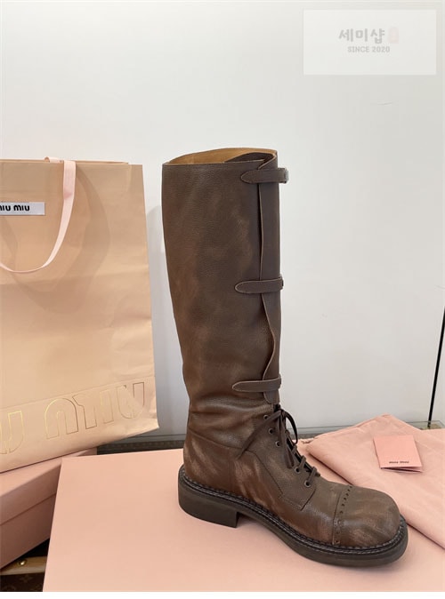 Miu Miu 미우미우 24FW 프린트 로고 슈레이스 가죽 부츠 신발 27번 이미지