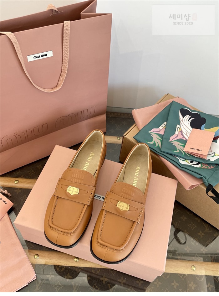 Miu Miu 미우미우 25SS 클래식 페니로퍼 블랙 신발 22번 이미지