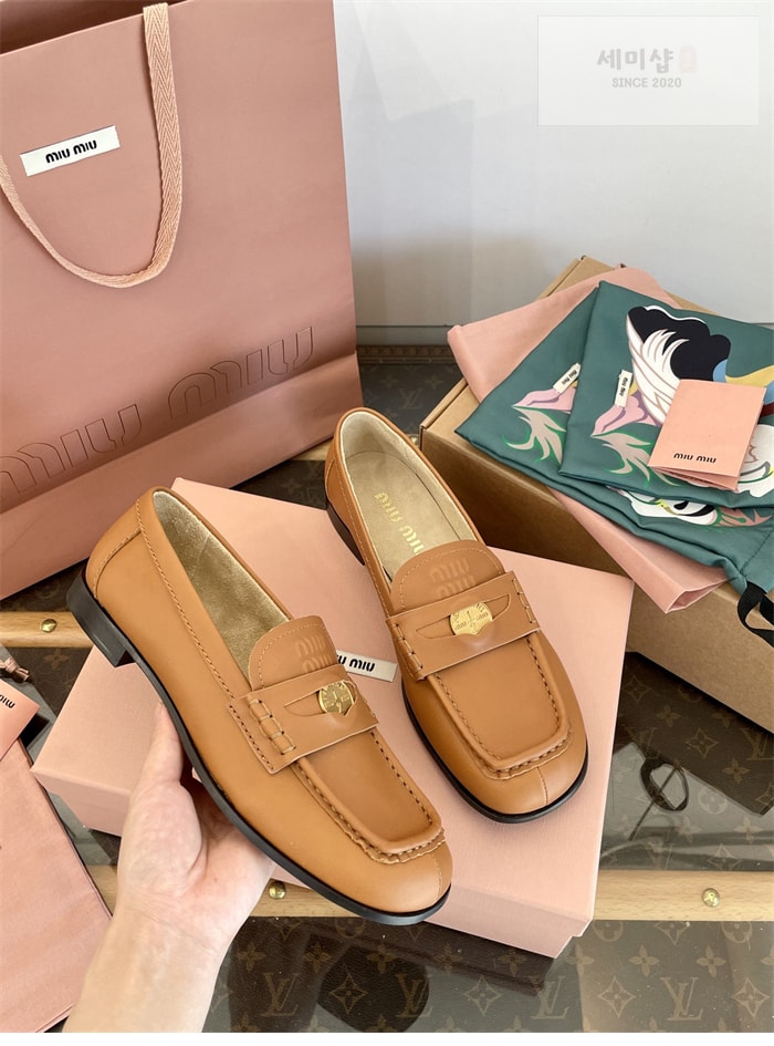 Miu Miu 미우미우 25SS 클래식 페니로퍼 블랙 신발 11번 이미지