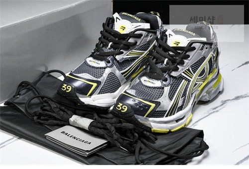 Balenciaga 발렌시아가 러너 스니커즈 신발 11번 이미지