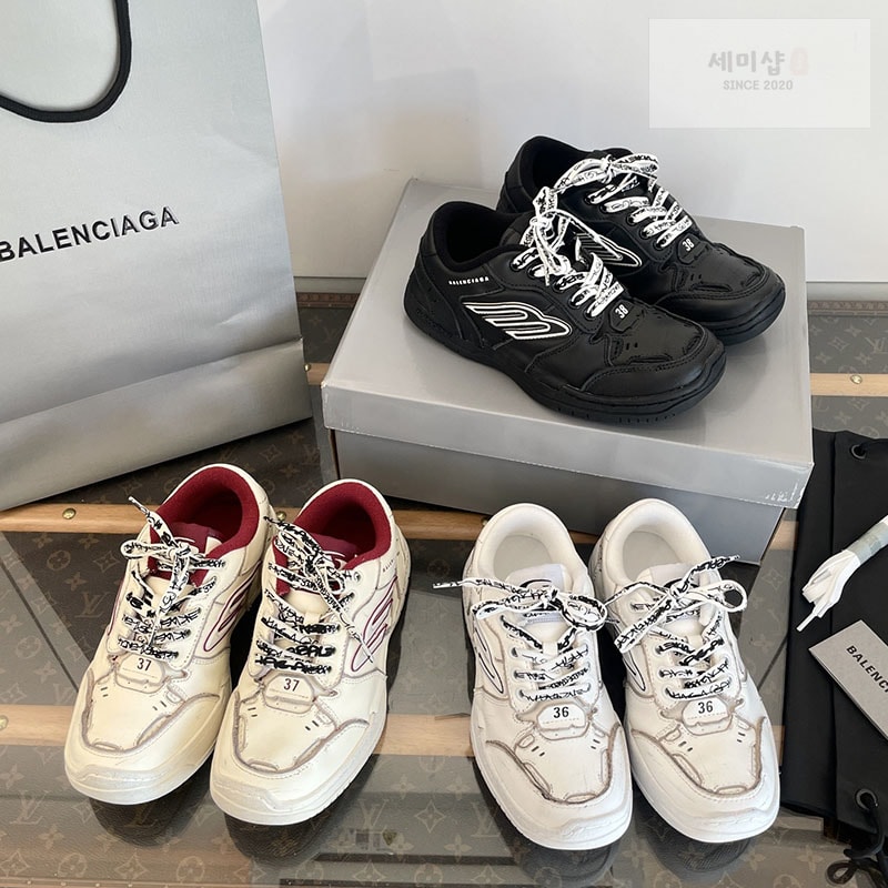 Balenciaga 발렌시아가 햄튼스 원-아웃 스니커즈 레플리카 1번 이미지 - 신발 | 세미샵 레플리카 사이트