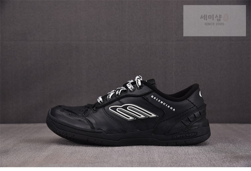 Balenciaga 발렌시아가 햄튼스 원 아웃 스니커즈 블랙 레플리카 2번 이미지 - 신발 | 세미샵 레플리카 사이트